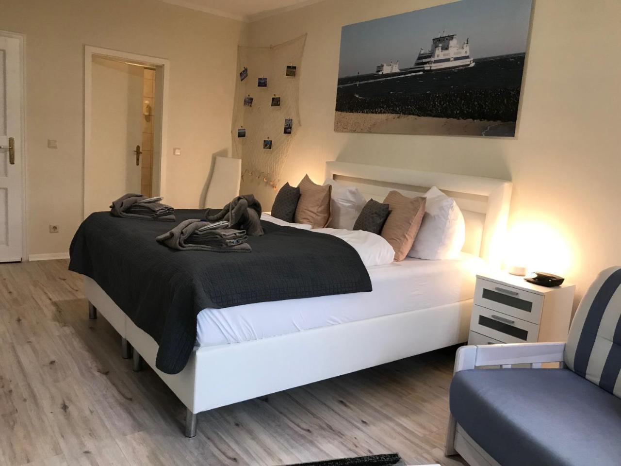 Friesenhof Nieblum - Hotel Garni Bagian luar foto